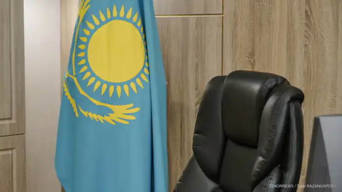 Казахстан вводит новое требование для госслужащих: знание искусственного интеллекта станет обязательным