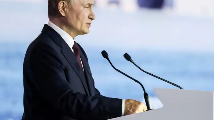 Путин: Россия готова к войне с Европой "прямо сейчас", но не намерена начинать конфликт