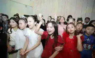 Президентская ёлка в Мангистау: поддержка детей из уязвимых категорий и влияние на их будущее