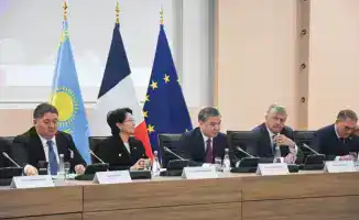 Заседание Межправительственной комиссии Казахстана и Франции по торгово-экономическому сотрудничеству в Париже