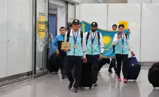 Казахстанские кикбоксеры: золотые мечи и бронзовые щиты с чемпионата мира
