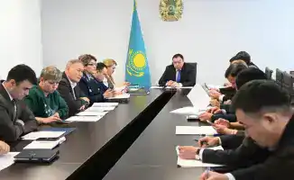 Обсуждение мер по обеспечению безопасности детей и подростков в Алматы