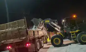 Снежные бури в Астане: как более 1 200 единиц спецтехники справляются с последствиями зимнего шторма