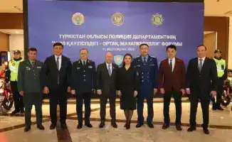 Безопасные дороги: в Туркестане водители строят мосты доверия на профилактическом форуме