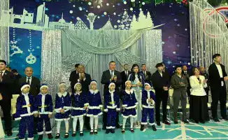 Праздник единства и надежды: новогодняя елка Президента Казахстана для детей из уязвимых групп в Алматинской области