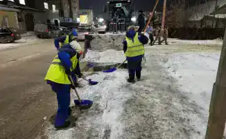 Астана принимает меры по борьбе со снегопадом: более 400 рабочих и 1 000 единиц техники задействованы в уборке