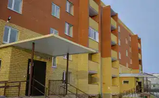 Аким Павлодарской области Асаин Байханов проверил реализацию социальных проектов, включая жилье для очередников и детский сад для детей с особыми потребностями в Экибастузе