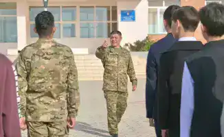 Казахстан обновляет правила НВП, усиливая подготовку допризывников к службе