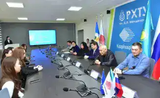 Двойные дипломы как шаг к трудоустройству: выпускники программы РХТУ и Университета Дулати нашли работу в 'Казфосфате'