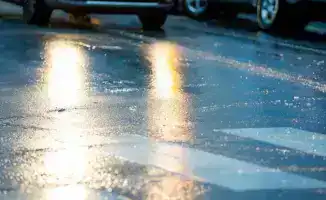 Глобальные советы по безопасности на дорогах в условиях гололеда в Казахстане