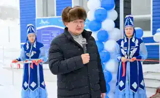 Аким области Абай Берик Уали посетил село Ер-Кабанбай и открыл новый медицинский пункт