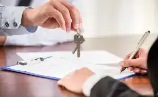 Снижение сделок купли-продажи жилья в ноябре 2025 года: основные тенденции и регионы роста