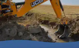 В Жамбылской области началась первая механизированная очистка земляных каналов за 30 лет