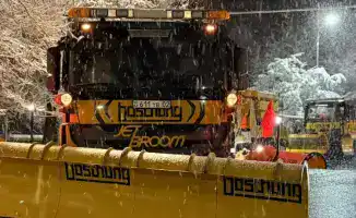 Зима в Алматы: коммунальщики на страже снежной сказки!