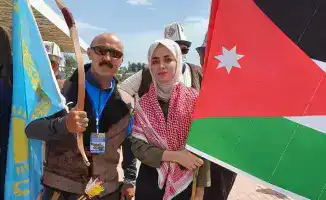 Жумагазы Мухаметжанов получил нагрудный знак за вклад в развитие стрельбы из лука на церемонии 'Жыл үздігі'