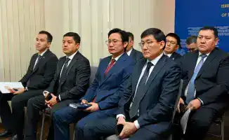 Обсуждение ключевых вопросов жителями Семей: что изменится после приема акима области