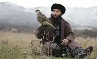 Кто из охотников с птицами стал чемпионом?