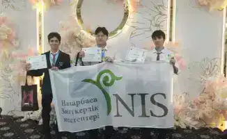 Успех карагандинских школьников на XVII Евразийской олимпиаде по информатике: золотая, серебряная и бронзовая медали среди 216 участников