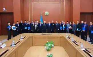 Поздравление энергетиков Карагандинской области с профессиональным праздником и награждение за достижения