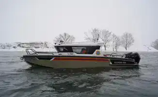 Спасательный катер Voyager 850 Cabin для ВКО с мощностью 500 лс