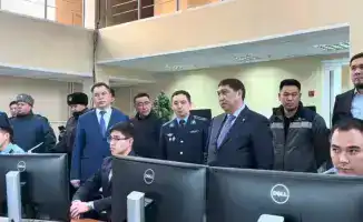 Рабочий визит заместителя министра внутренних дел Сакена Сарсенова в Алматинскую область: усилия по повышению безопасности на дорогах