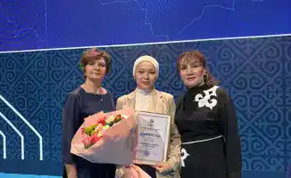 Победители конкурса Еңбек жолы в Астане Аяжан Жамкенова и Боранбек Тілеулесов