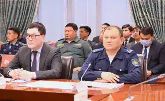 Обсуждение мер по профилактике правонарушений и контролю за продажей алкоголя в праздничные дни