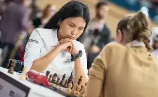 Бибисара Асаубаева чемпионка мира в Дохе