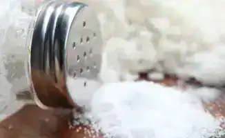 Соль исчезла: Аким объяснил загадку полок магазинов