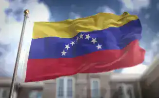 Венесуэла требует уважения к своему воздушному пространству: социальные последствия агрессивной риторики Трампа