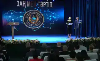 В Казахстане наградили 700 водителей за безопасное вождение в рамках акции "Образцовый водитель"