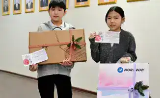 Аким области исполнил новогодние желания детей в Петропавловске