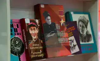 Военно-исторический музей открыл экспозицию о Бауыржане Момышулы в знаменательный день