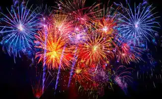 Караганда встречает Новый год: фейерверки и веселье!