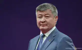 Смена руководства в Федерации борьбы: Даулет Турлыханов уходит с поста, открывая новые перспективы для развития спорта