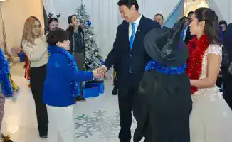 Президентская новогодняя ёлка в Алматы с участием детей
