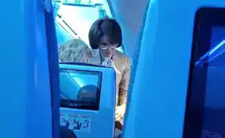 Министр здравоохранения Акмарал Альназарова о видео помощи пассажиру на борту самолёта