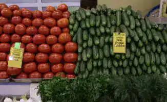 Казахстан: Правительство обещает доступные цены на огурцы и помидоры в рамках стабилизации продовольственного рынка