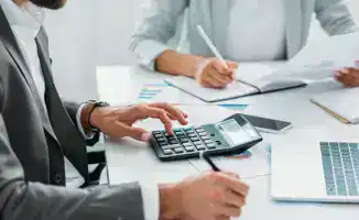Налоговые инспекторы станут шеф-поварами: казахстанцы получат предзаполненные декларации о доходах и расходах