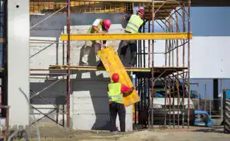 Увеличение квот на мигрантов в Казахстане: возможные последствия для рынка труда и экономики страны