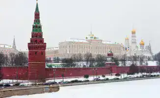 Россия рассматривает мирный план Украины как старт для переговоров, что может изменить динамику конфликта и повлиять на международные отношения