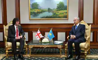 Токаев и Кобахидзе обсудили сотрудничество на международном форуме в Ашхабаде