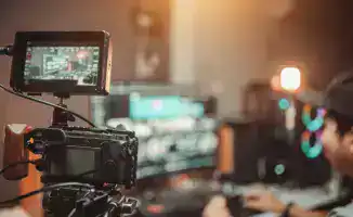 В Казахстане предложили вырезать откровенные сцены из фильмов: мнение Вице-министра культуры и информации Евгения Кочетова