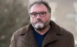 Суд во Франции признал анестезиолога виновным в убийстве 12 пациентов за почти десятилетие работы