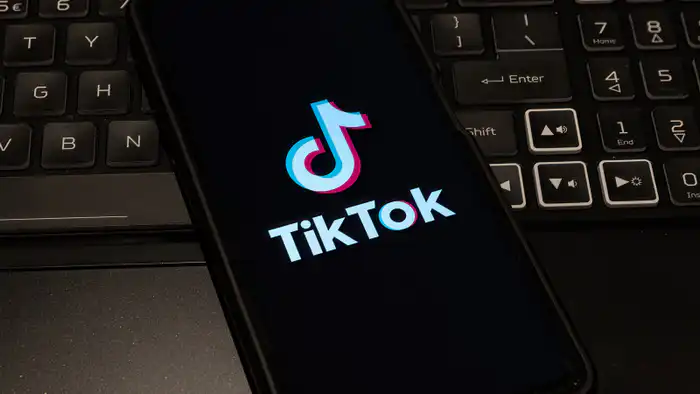 TikTok: Американское подразделение на распродаже инвесторам!