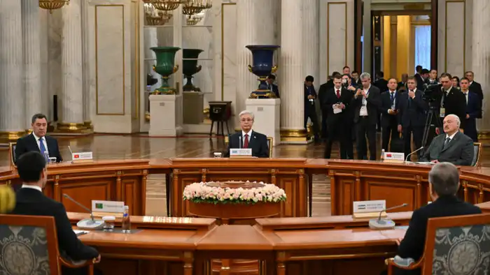 Токаев в Санкт-Петербурге: неформальная встреча СНГ без границ