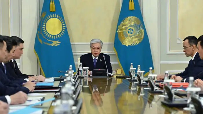 Токаев на страже: заседание Совета безопасности Казахстана — крепость устойчивости в бурном море вызовов