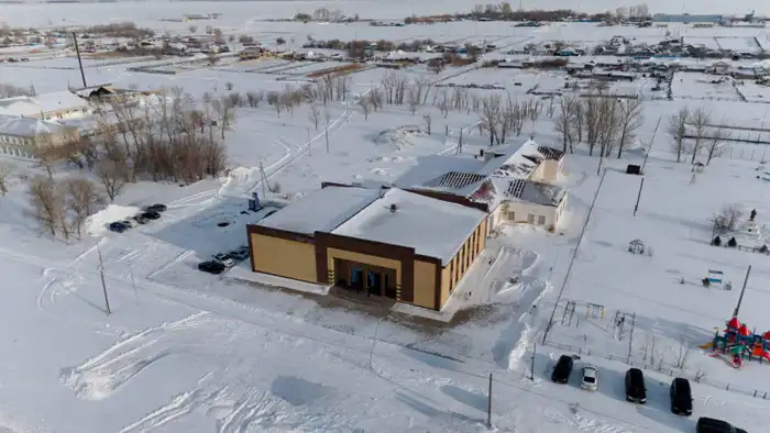 В сёлах области Абай, включая Камышенку, Новопокровку и Петропавловку, открыты новые объекты культуры и спорта, что свидетельствует о развитии инфраструктуры и улучшении качества жизни местных жителей.