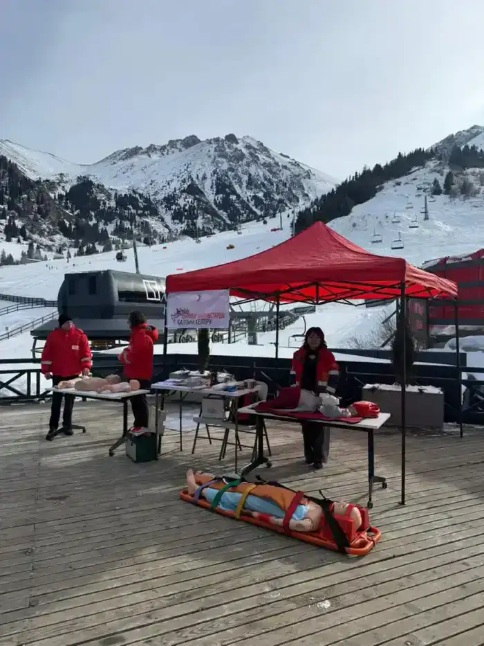 Представители экстренных служб Алматы и альпинисты прошли обучение на «Шымбулаке» (3)