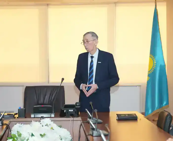 Сотрудники Министерства повысили финансовую грамотность на лекции